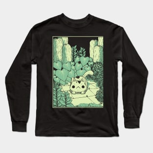 Speckled Cat in Garden Long Sleeve T-Shirt